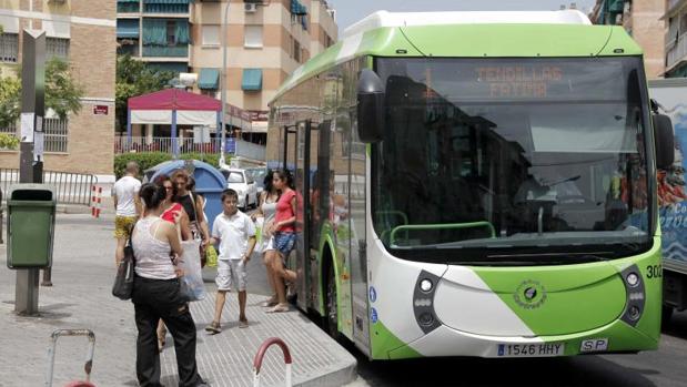 Los autobuses de los barrios de Levante acaparan el aumento de viajeros de Aucorsa en Córdoba