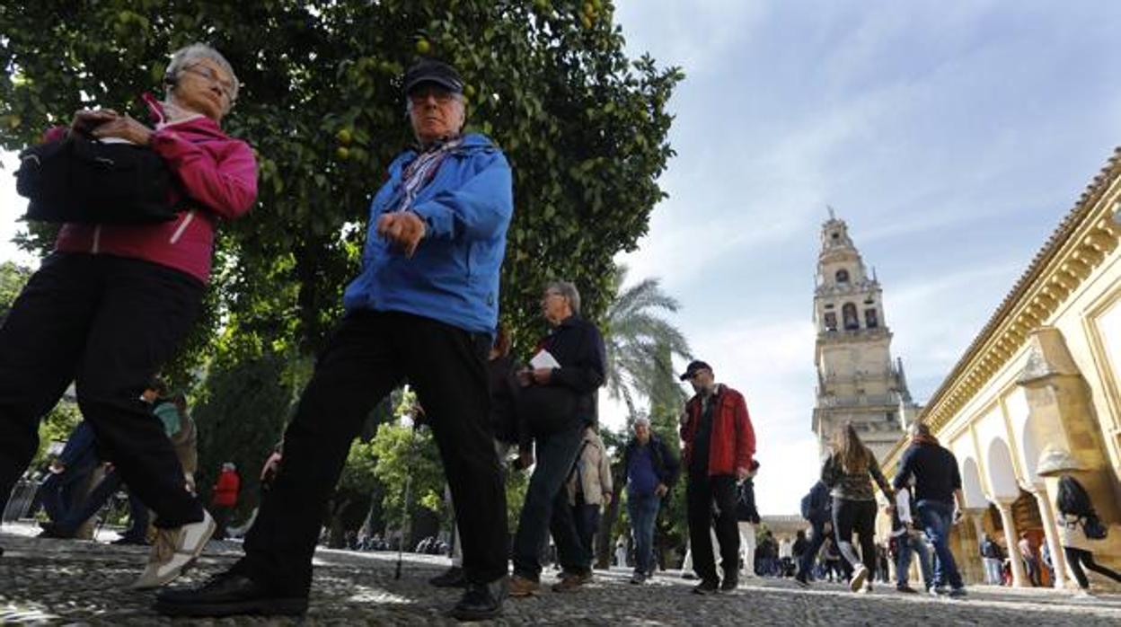 Turistas en la Mezquita Catedral de Córdoba