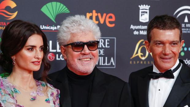 Goya 2020: Los andaluces Antonio Banderas y Belén Cuesta, grandes triunfadores de la noche