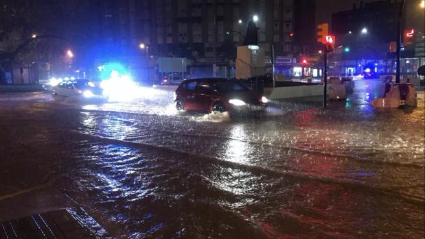 Gloria inunda Málaga de madrugada con una brutal tromba de agua y granizo