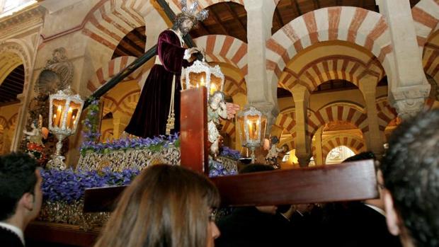 La Sentencia usará las andas del Nazareno de la Rambla en el Vía Crucis de las Cofradías de Córdoba