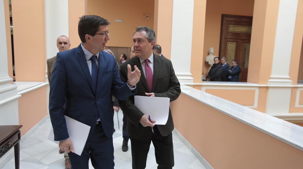 Juan Marín junto al alcalde de Sevilla Juan espadas tras una reunión sobre la Ciudad de la Justicia