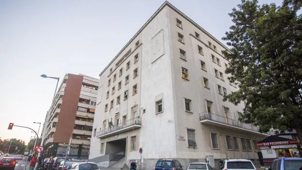 Acusados de trata de personas y coacciones niegan conocer a la víctima que los denunció en Huelva