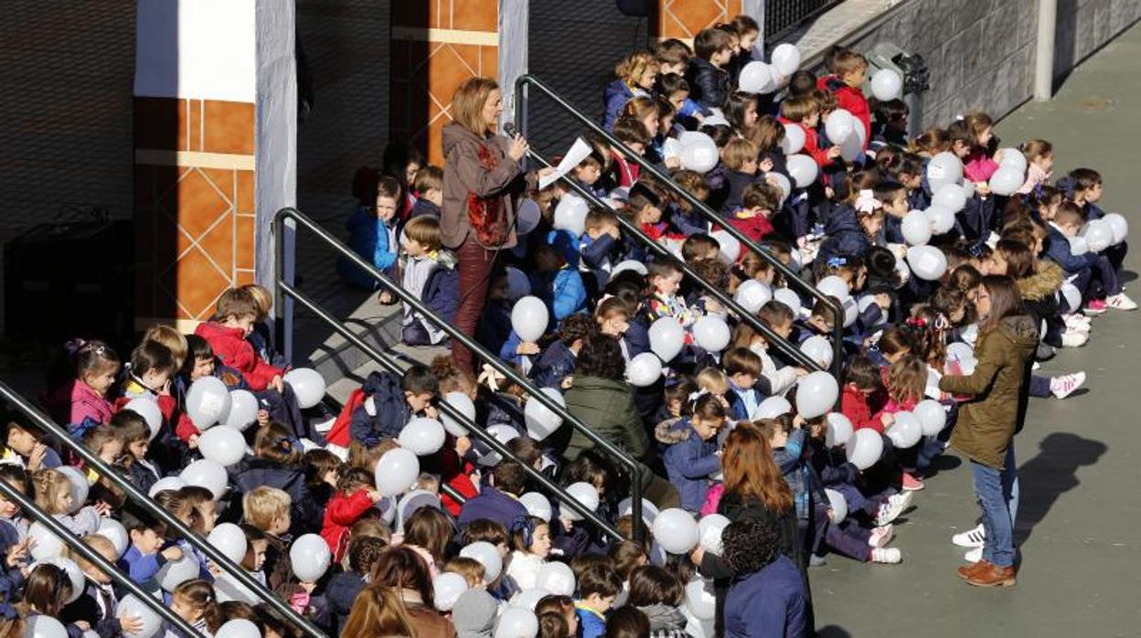 Alumnos de un colegio concertado de Córdoba durante una protesta de 2017