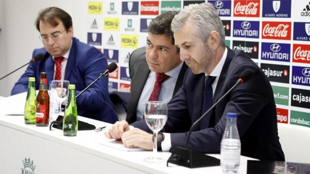 Los administradores sostienen los casos de Lleida y Orihuela para avalar que el Córdoba siga compitiendo