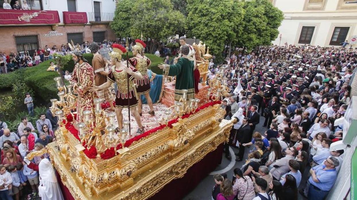 La Sentencia cierra su acompañamiento musical para el Vía Crucis de las Cofradías