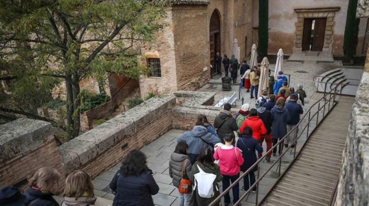 El Supremo avala que se produjo un fraude en los accesos al monumento de Granda.