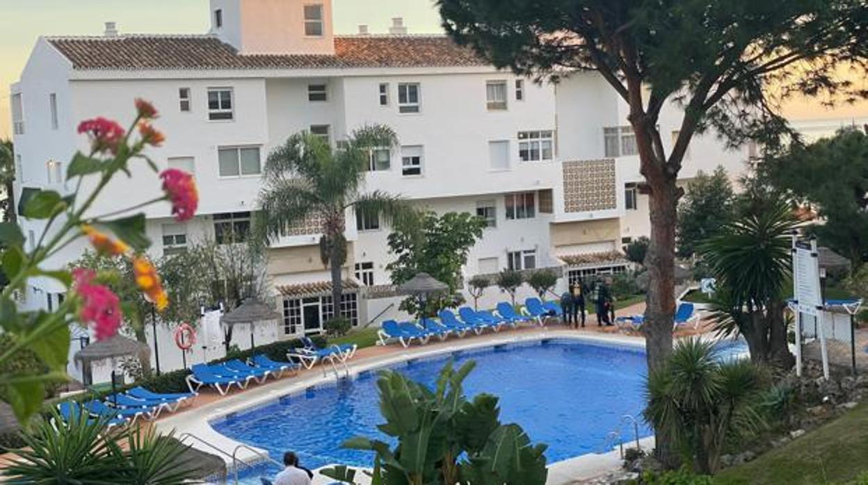 La piscina en la que se produjeron las muertes en Mijas