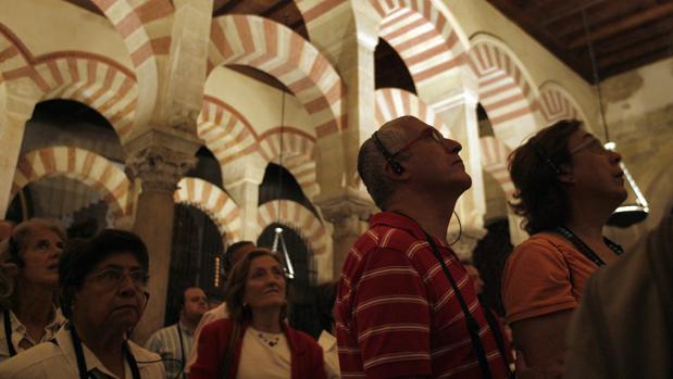 Un informe jurídico invalida el acuerdo para la visita nocturna de la Mezquita-Catedral de Córdoba