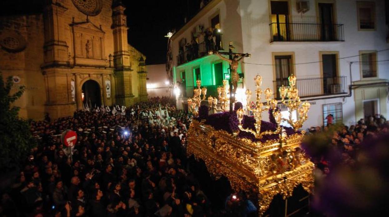 La Misericordia saliendo de San Pedro en 2016