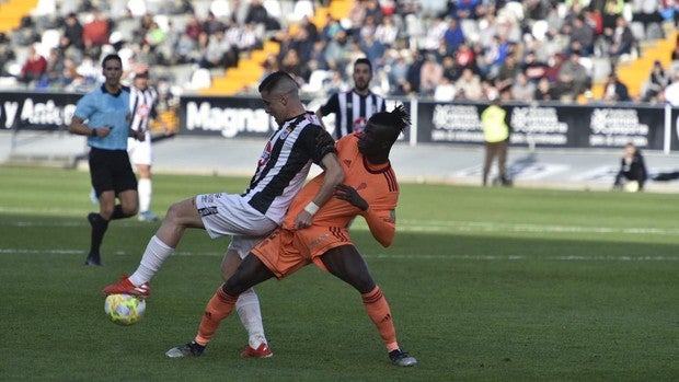 Las notas de los jugadores del Córdoba CF ante el CD Badajoz