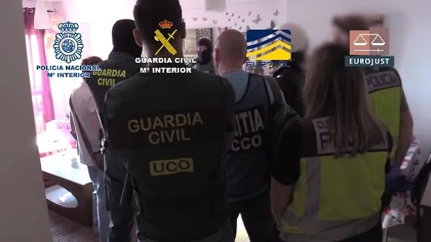 Trece mujeres liberadas en Málaga víctimas de una banda rumana que las obligaba a prostituirse