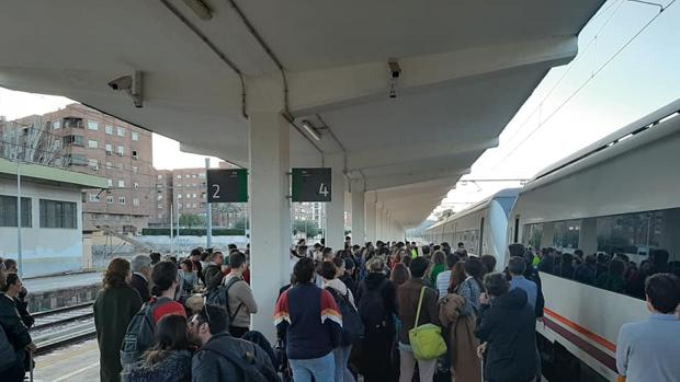 Una nueva avería en el tren Jaén-Madrid agrava la «discriminación» de la ciudad en materia ferroviaria