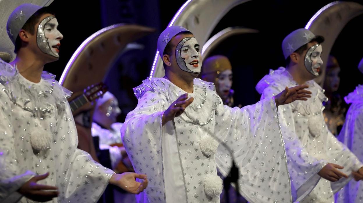 La semifinal del Concurso de Carnaval sigue en el Gran Teatro