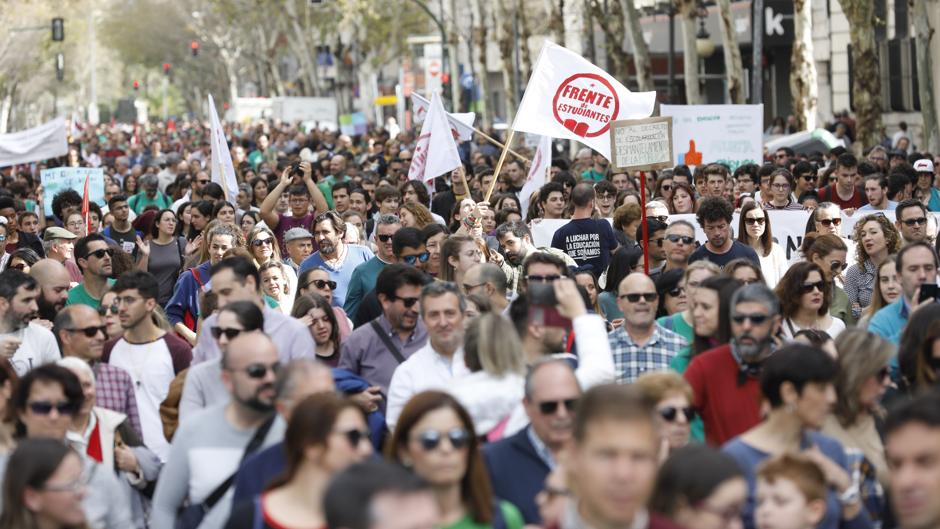 El seguimiento de la huelga educativa en Córdoba es del 70% según los sindicatos y la Junta habla del 12%