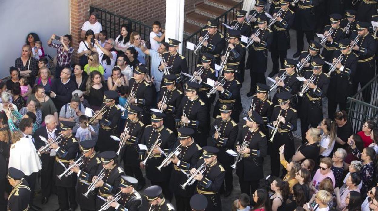 La banda de la Redención durante una salida de Semana Santa