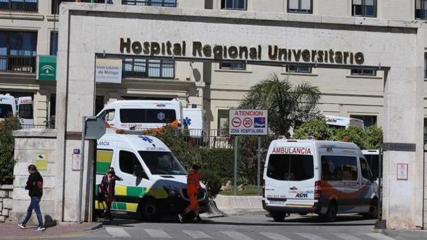 Casi medio centenar de pacientes reciben el alta en Málaga, que no registra fallecidos en las últimas horas