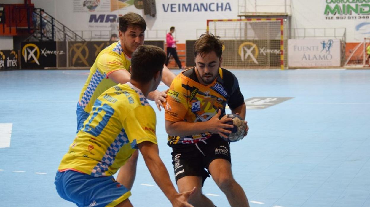 José Baena, en un partido con el Ángel Ximénez B