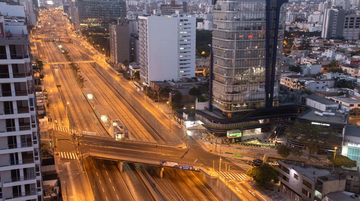 Avenida de Lilma, en Perú, sin personas por la cuarentena