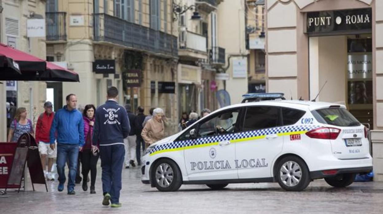 La Policía Local de Málaga fue la que interceptó al hombre y lo detuvo