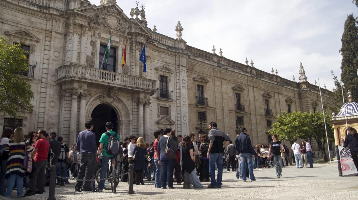 Alumnos en la Universidad de Sevilla