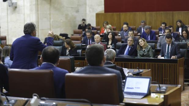 Los diputados del PP también renuncian a sus dietas de alojamiento y manutención