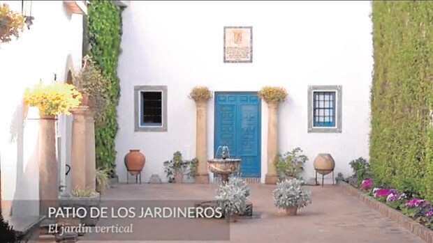 Paseo virtual: la primavera se cuela en casa con el Palacio de Viana de Córdoba