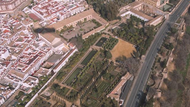 Veinte años de nada: las negociaciones sobre las Caballerizas Reales de Córdoba
