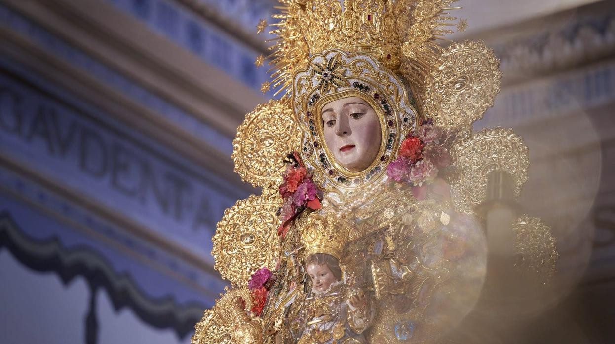 La Virgen del Rocío en la Parroquia de la Asunción de Almonte