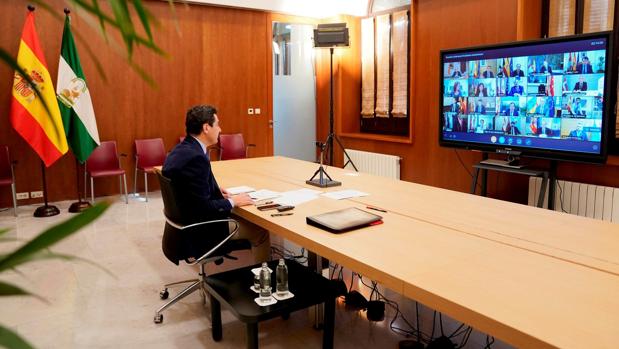 El presidente de la Junta propone abrir los bares y restaurantes de Andalucía a partir del 25 de mayo