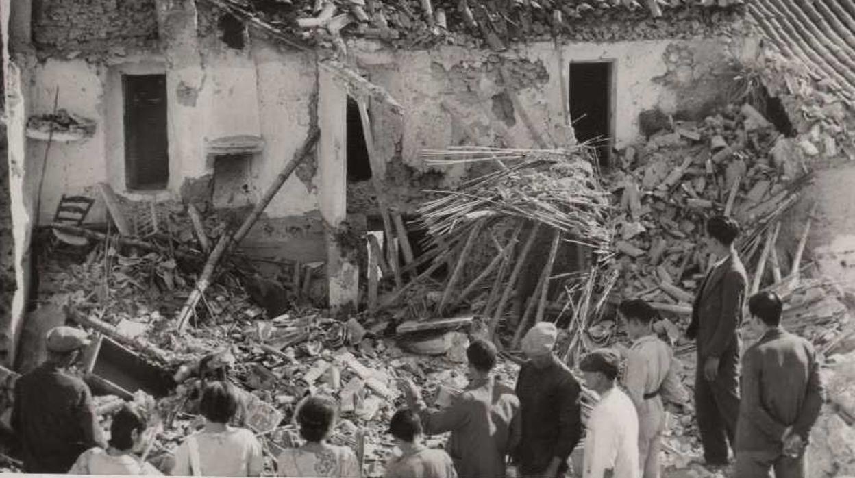 Imagen del bombardeo de Cabra