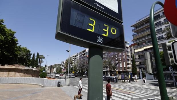 El calor sigue a más de treinta grados en Córdoba el viernes 8 de mayo a la espera de más inestabilidad