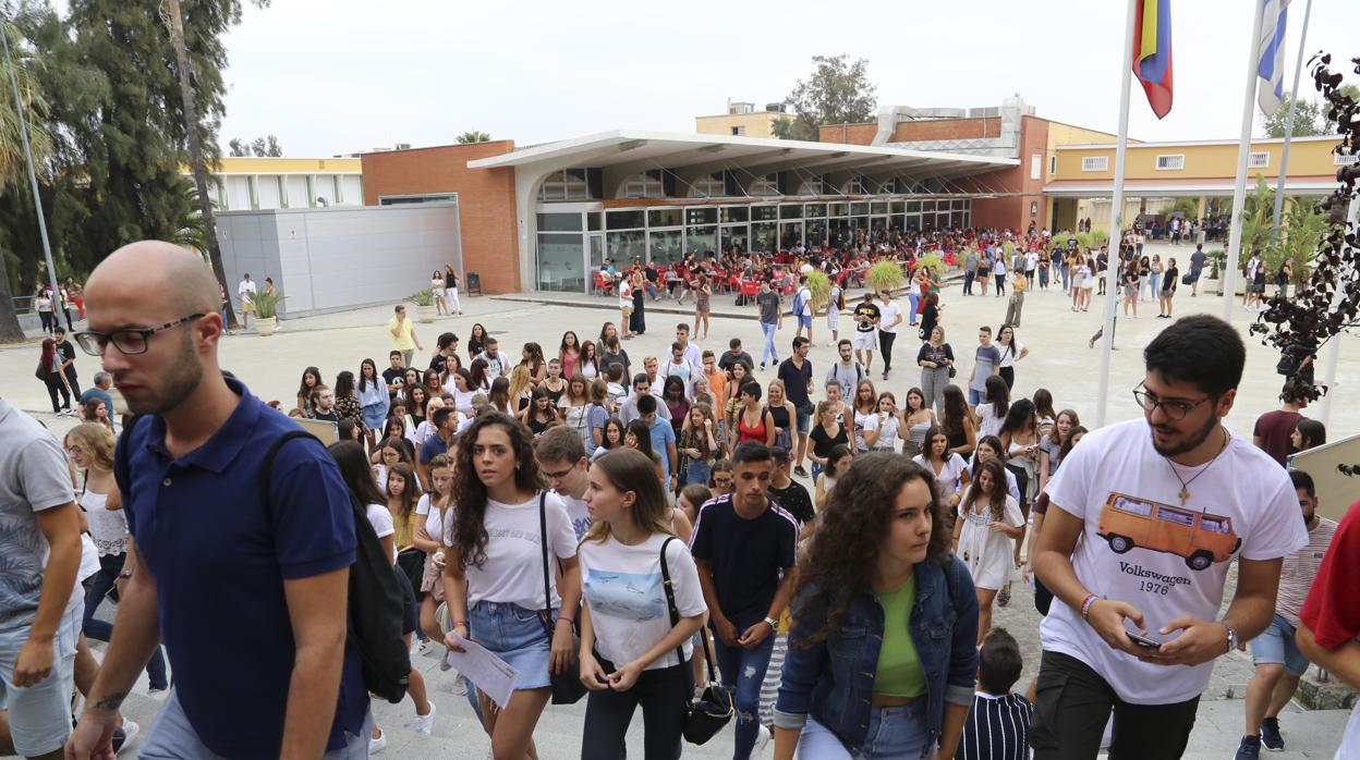 Universitarios en la Pablo de Olavide de Sevilla