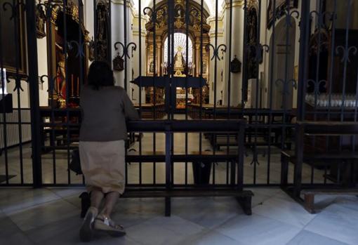 San Jacinto abrió nuevamente para que los devotos pudiesen rezar a la Virgen de los Dolores