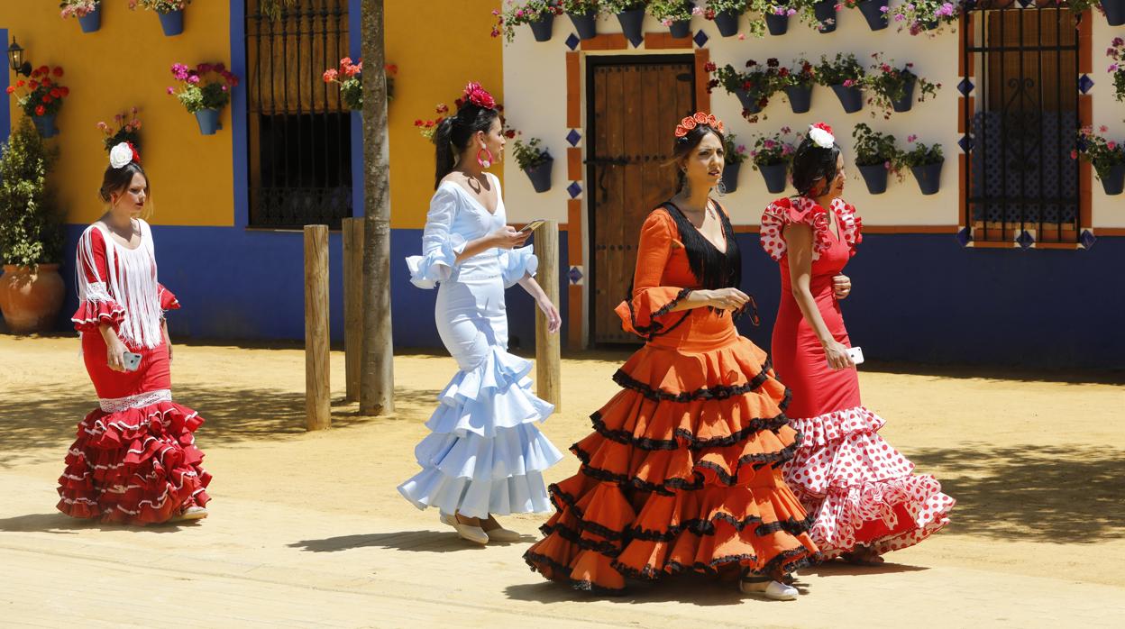 El albero del recinto ferial será sustituido por pavimento