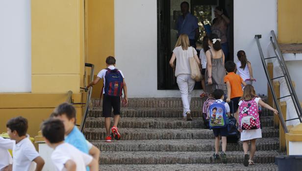 Los colegios concertados de Andalucía denuncian «grave discriminación» por el Gobierno central