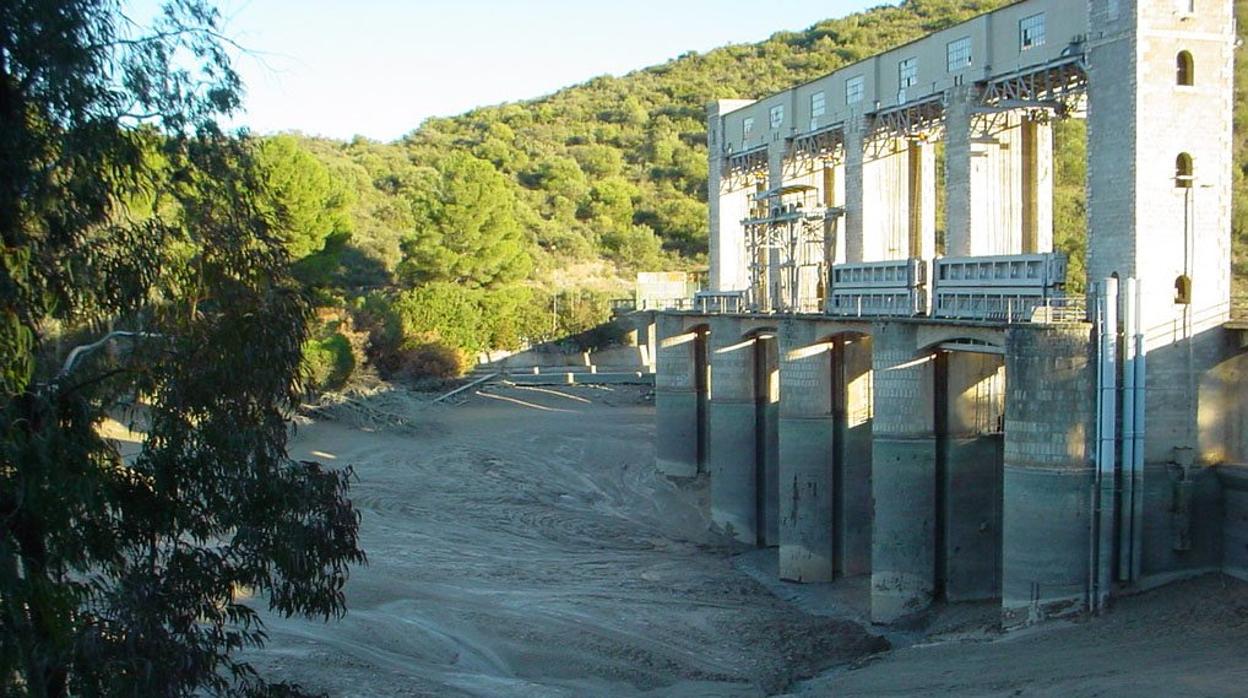 Embalse del Cordobilla, en el término municipal de Puente Genil