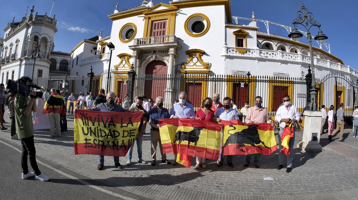 Juanma Moreno pide a Pedro Sánchez apoyo «sin agravios» al mundo del toro