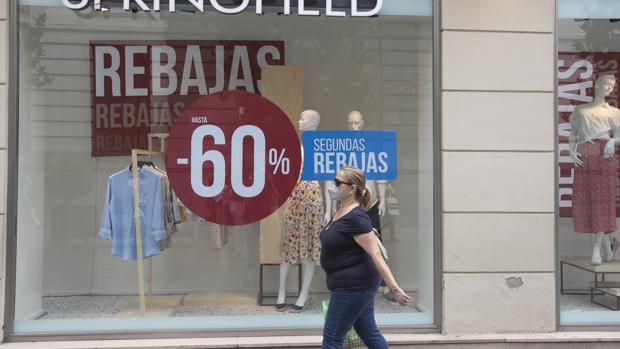 Las rebajas de verano se preparan en Córdoba con pocas esperanzas de mejora
