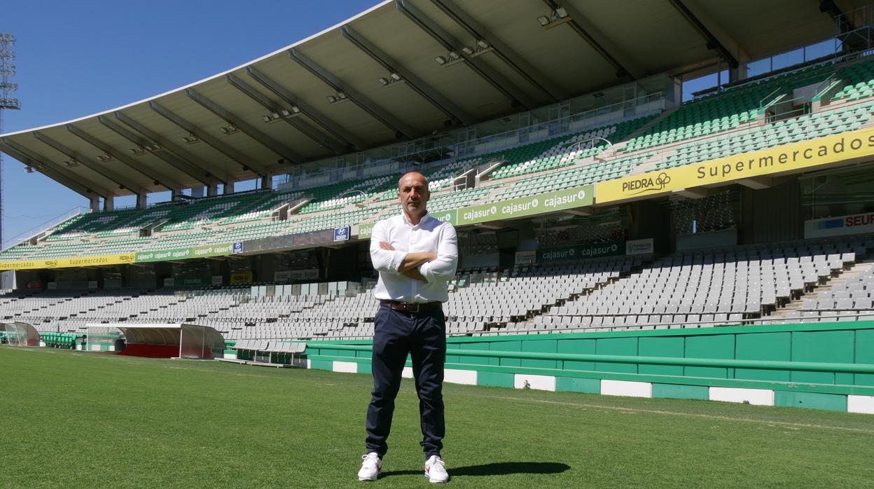 El entrenador del Córdoba CF, Juan Sabas, este viernes en el estadio El Arcángel