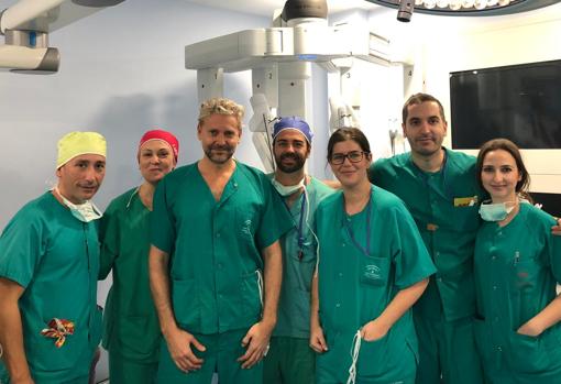 Equipo responsable de la intervención en el Hospital Reina Sofía