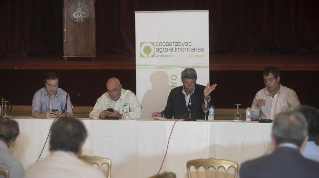 Asamblea de Cooperativas Agro-alimentarias de Córdoba celebrada en el Real Círculo de la Amistad