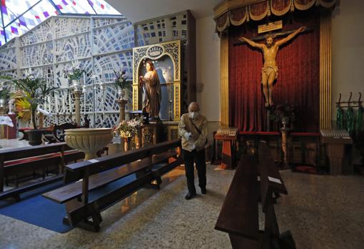 Parroquia de Santa Teresa, paradigmática de cómo se construyó en la década de 1970