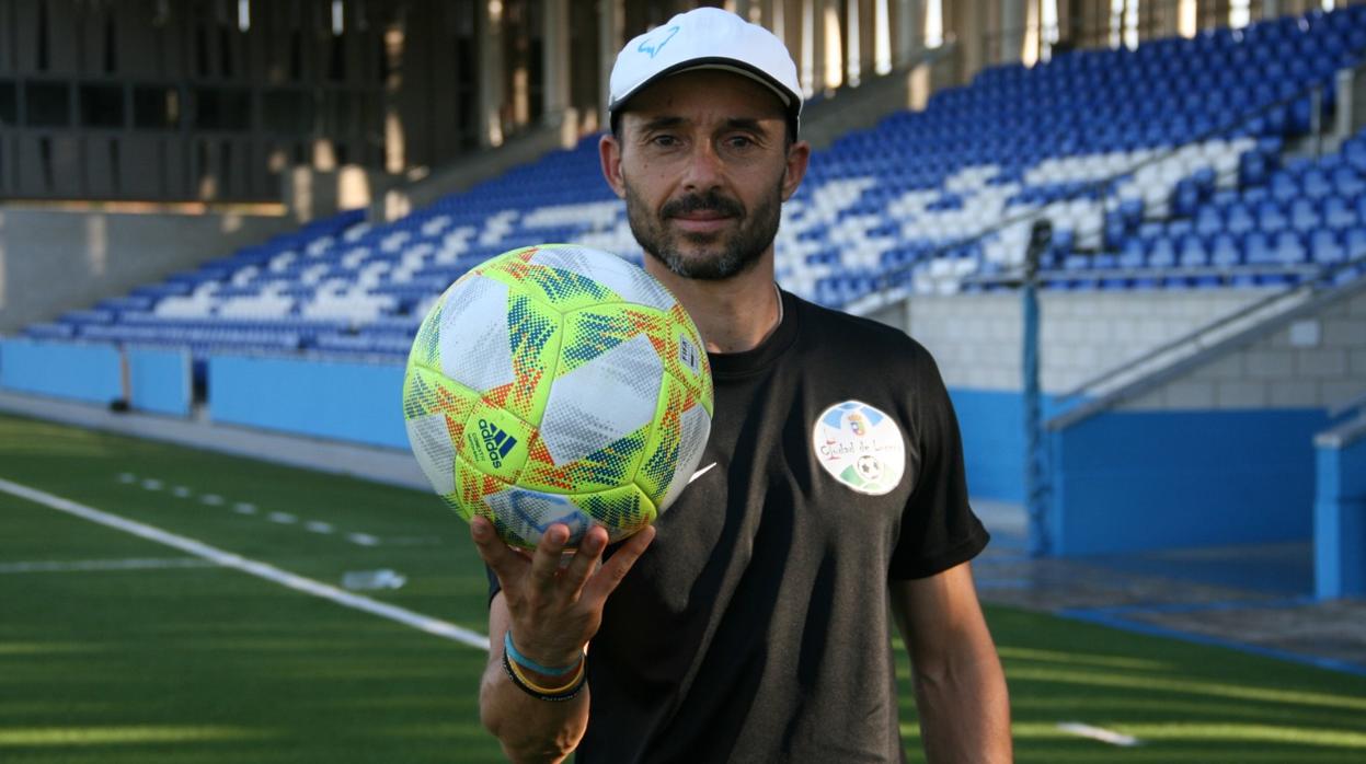 Dimas Carrasco, entrenador del Ciudad de Lucena