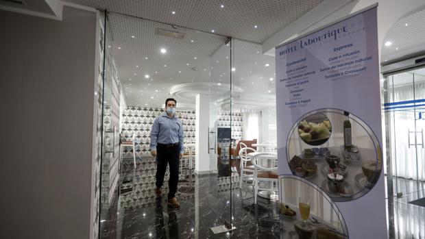 El contagio de la discoteca de Córdoba, un «frenazo» para la hostelería en el momento más inoportuno