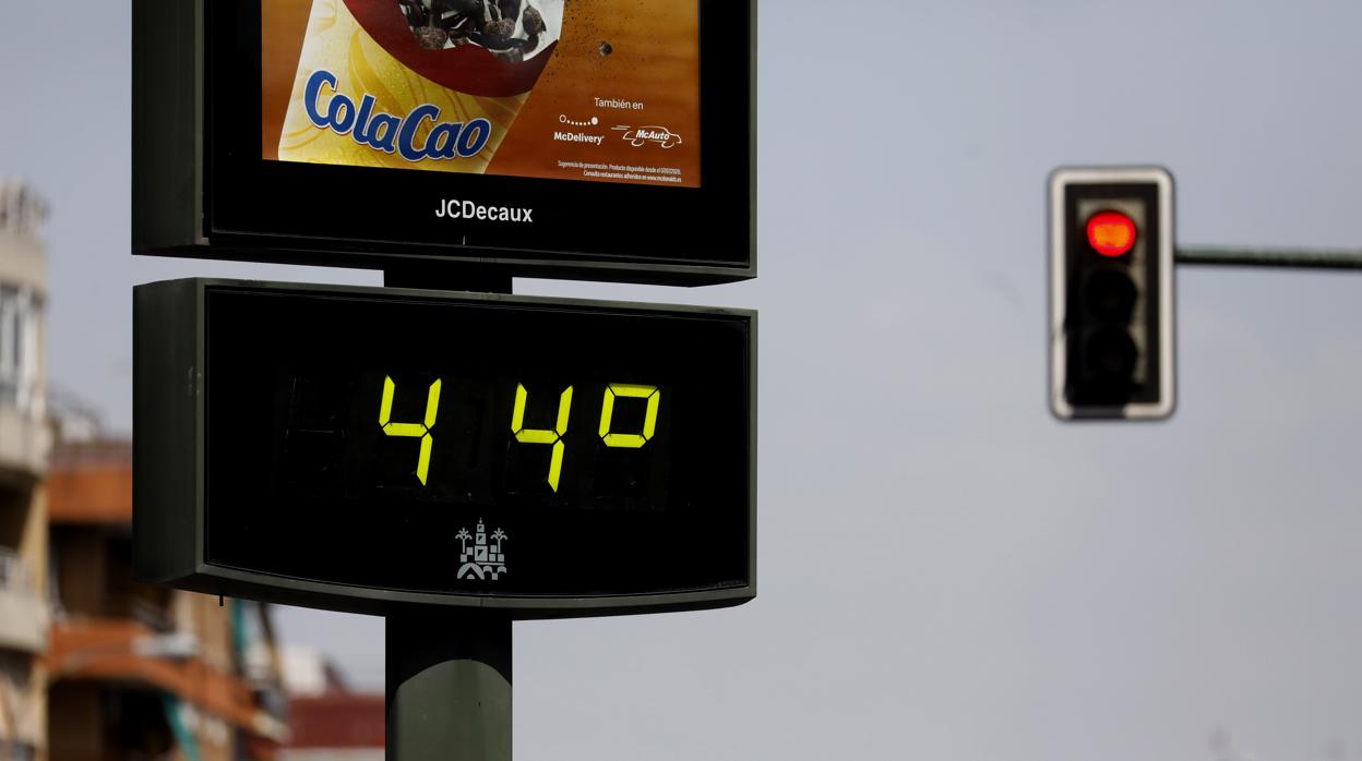 El termómetro marca 44 grados en Córdoba