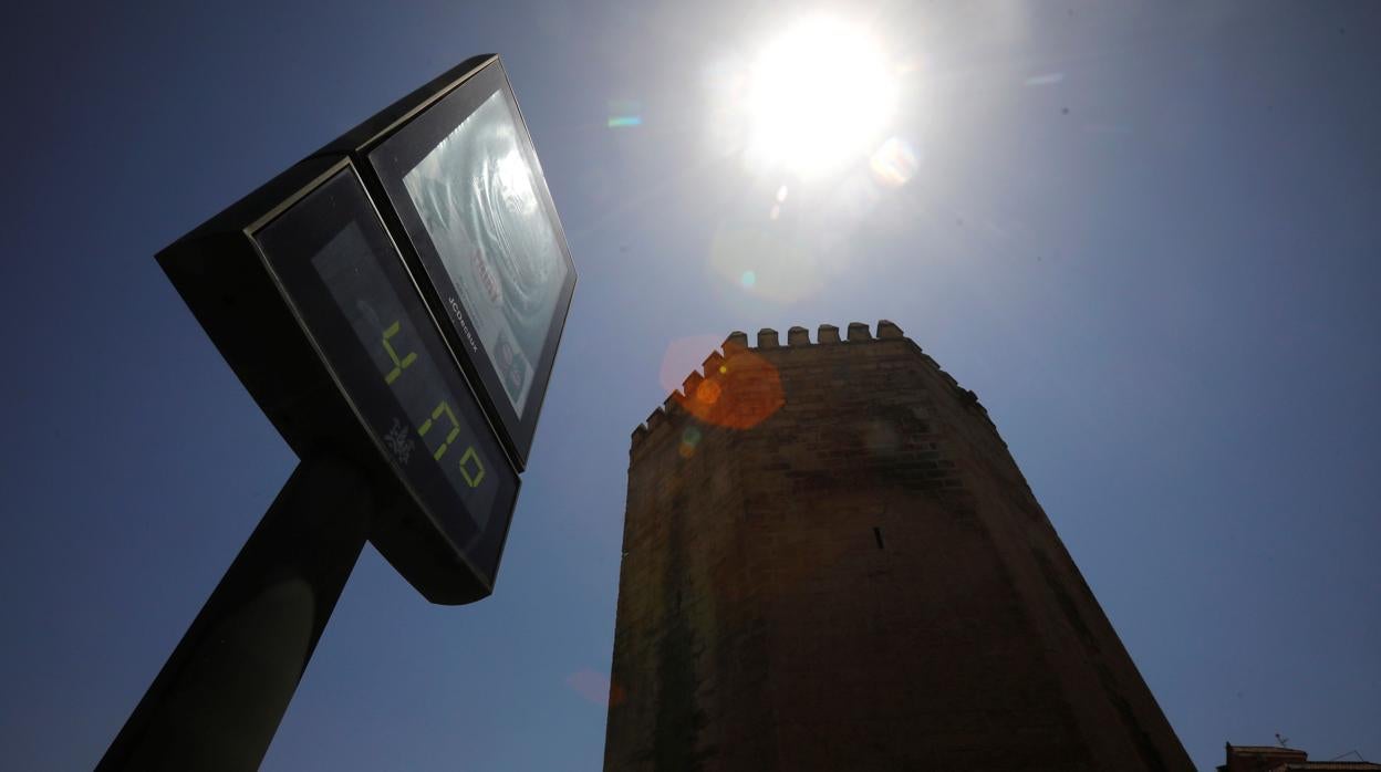 Un termómetro marca 40 grados en Córdoba