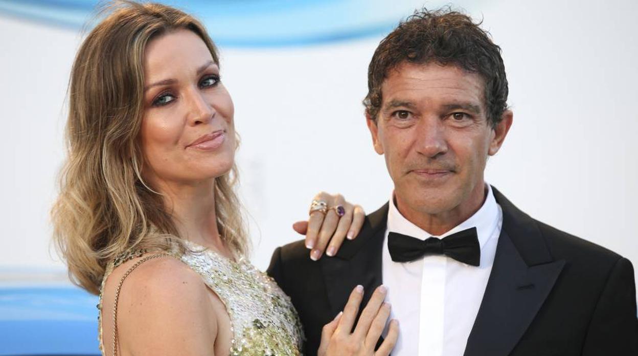 Antonio Banderas y Nicole Kimpel en una edición pasada de la gala de Starlite