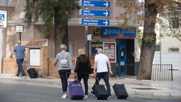 Andalucía lideró en julio el sector turístico nacional, con 2,5 millones de pernoctaciones y 900.000 visitantes