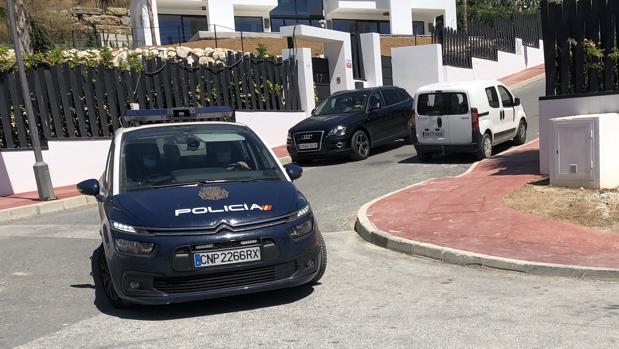 Nuevo ajuste de cuentas: Un tiro en la cabeza y comida basura en un lujoso rincón de Marbella